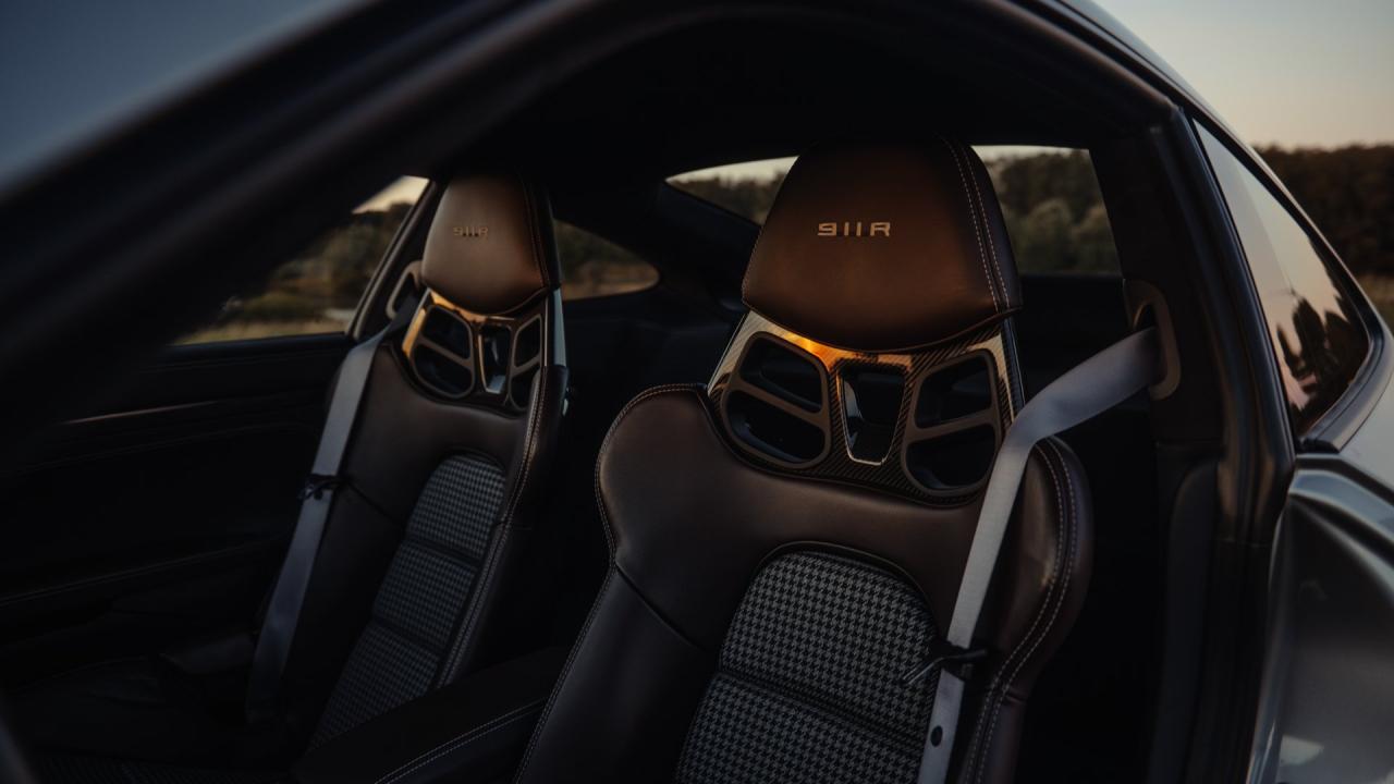 2016 Porsche 911 R