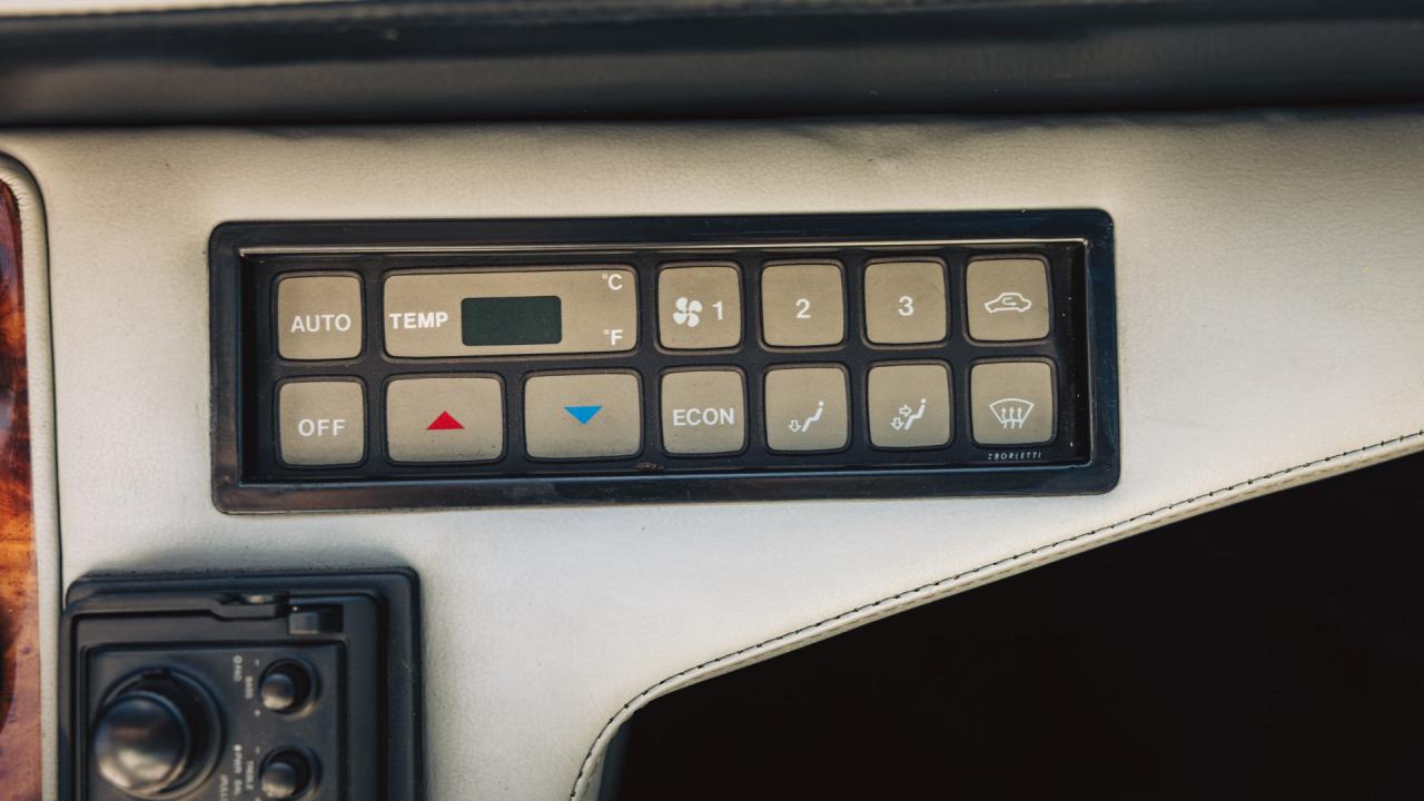 1991 De Tomaso Pantera Si