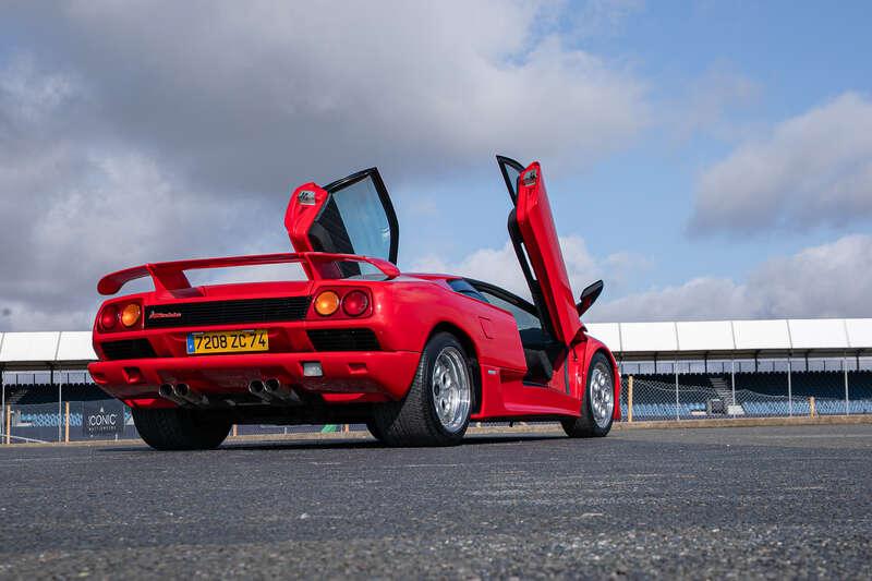 1991 Lamborghini DIABLO 5.7-LITRE 2WD SERIES 1
