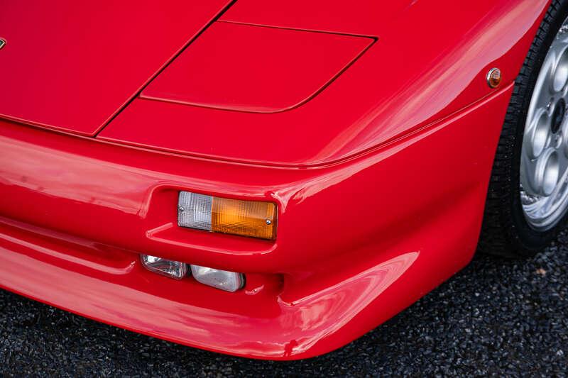 1991 Lamborghini DIABLO 5.7-LITRE 2WD SERIES 1
