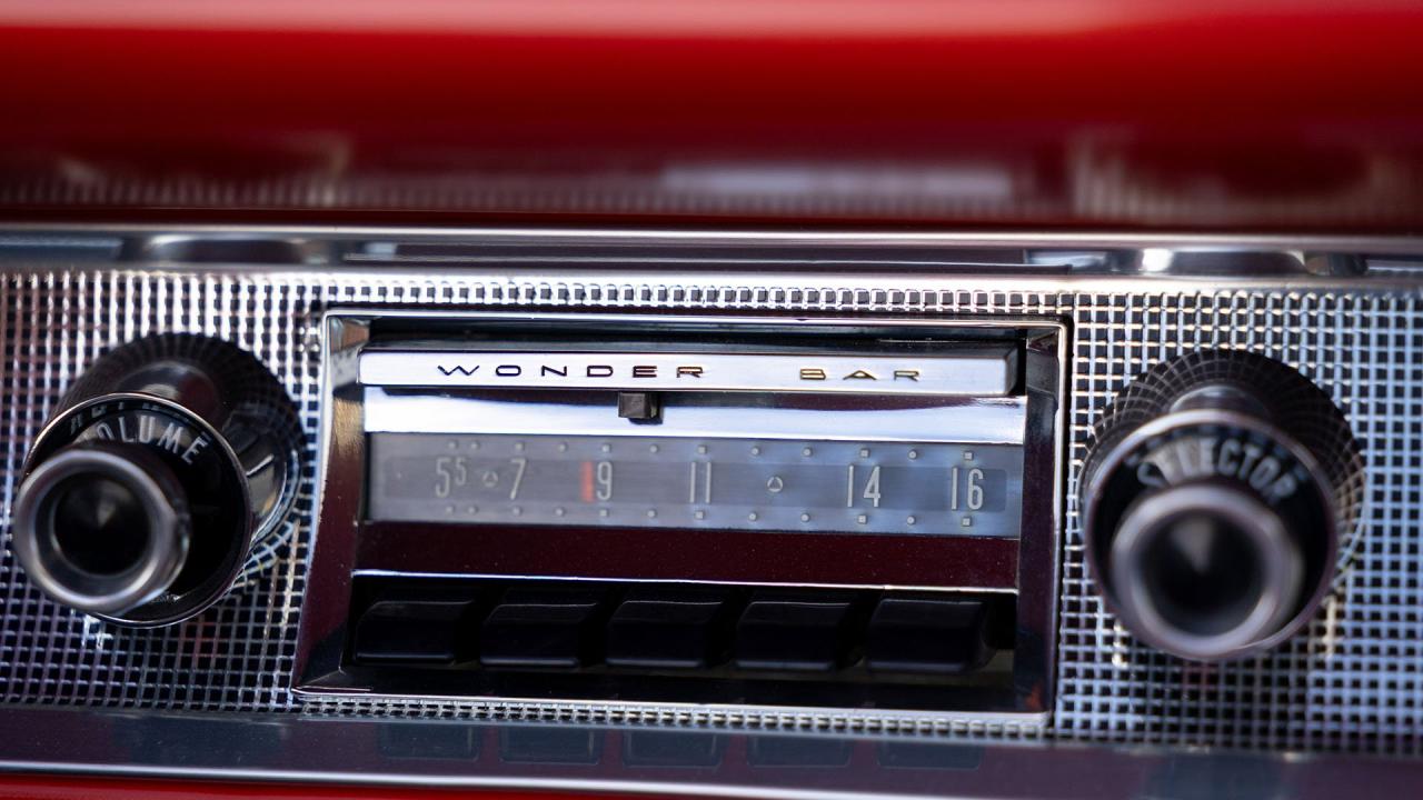 1957 Chevrolet Bel Air Convertible 283/245