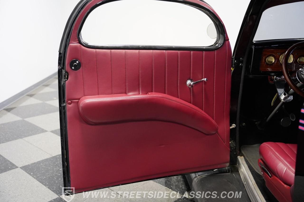 1936 Ford 3-Window Streetrod