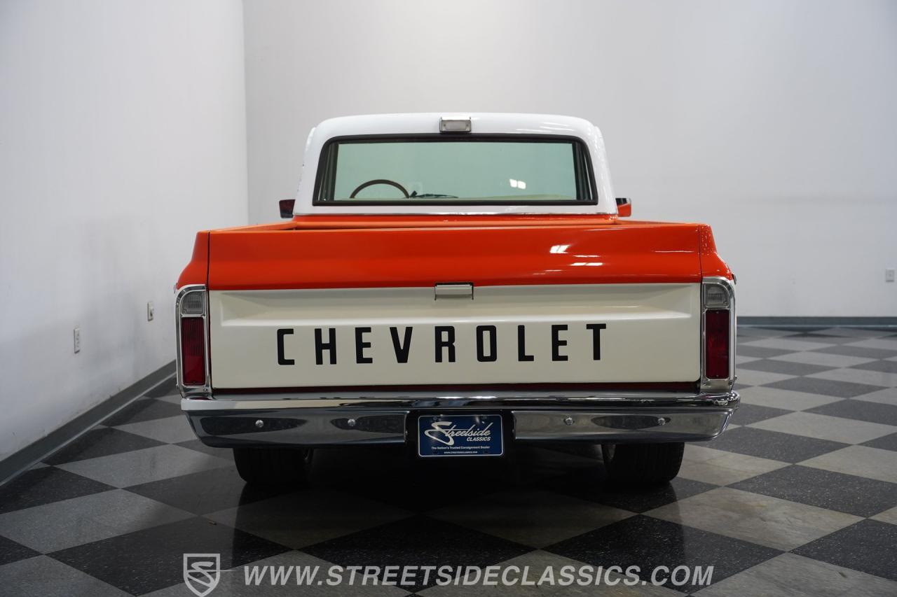 1972 Chevrolet C10 Custom Deluxe