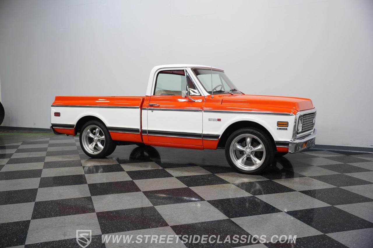 1972 Chevrolet C10 Custom Deluxe