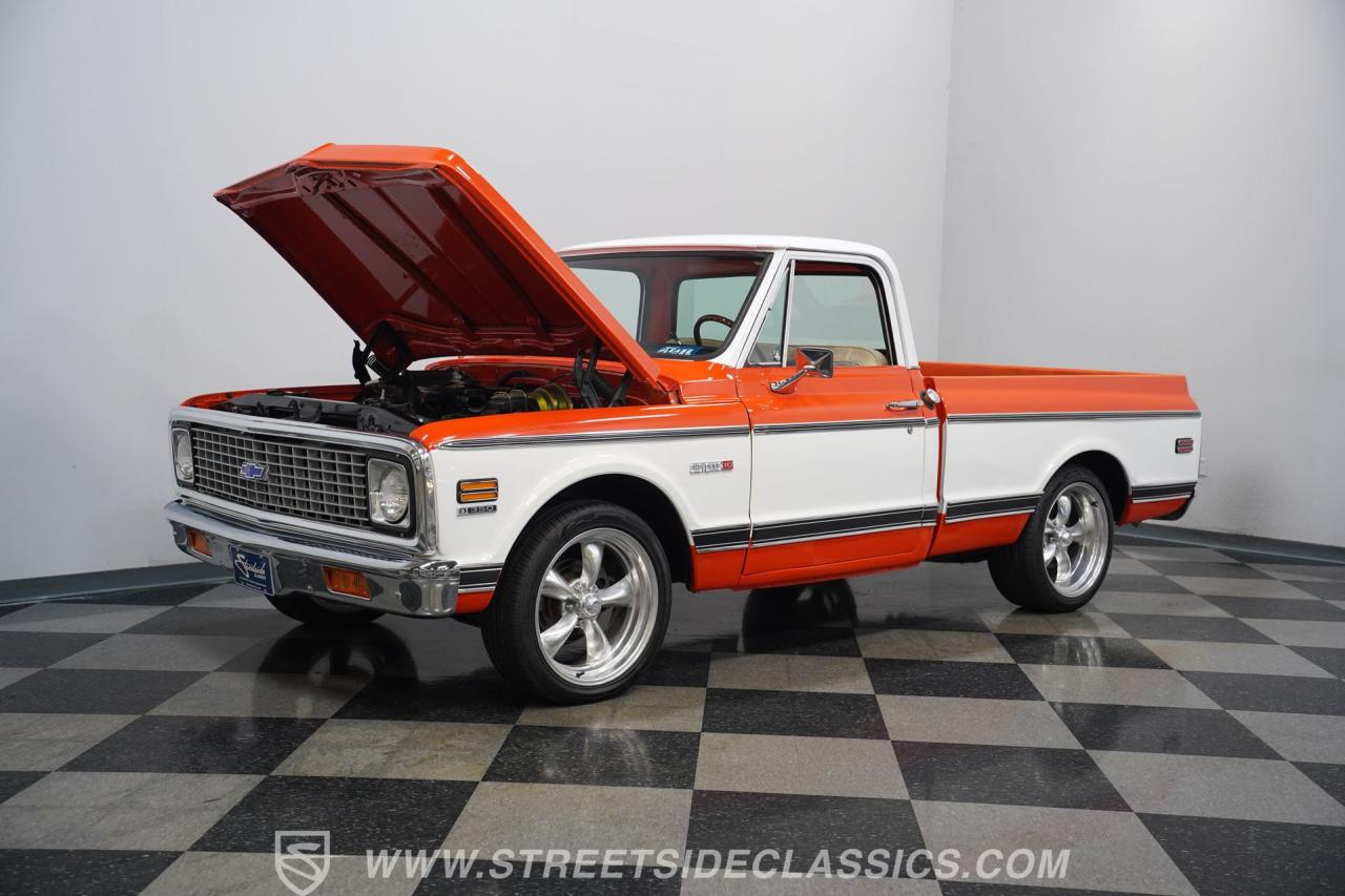 1972 Chevrolet C10 Custom Deluxe