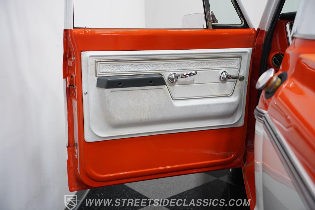 1972 Chevrolet C10 Custom Deluxe