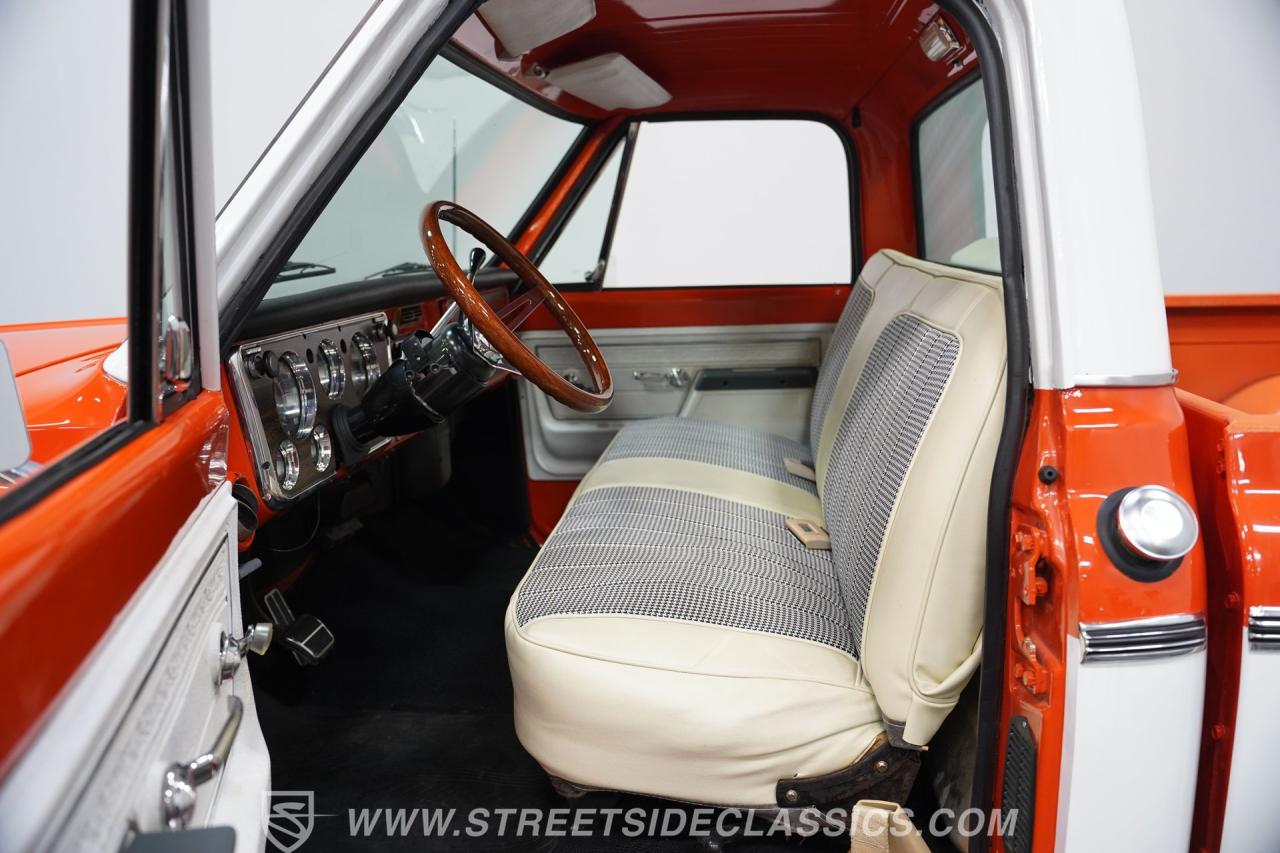 1972 Chevrolet C10 Custom Deluxe
