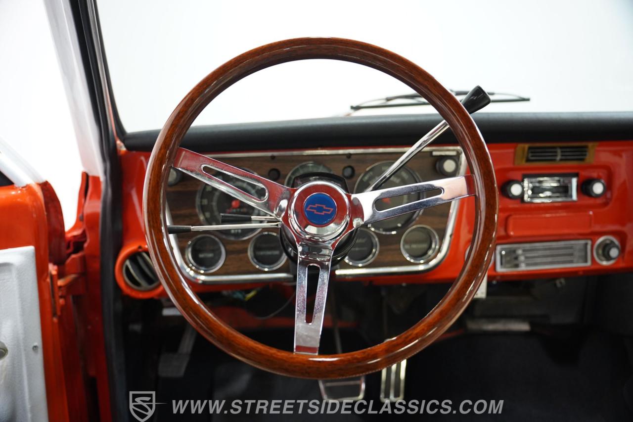 1972 Chevrolet C10 Custom Deluxe