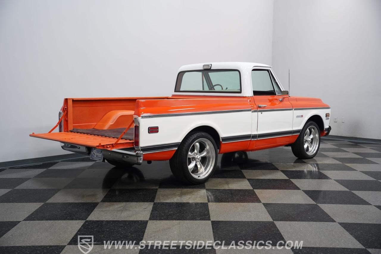 1972 Chevrolet C10 Custom Deluxe