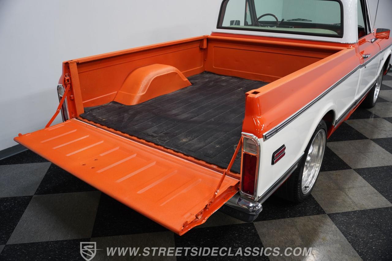 1972 Chevrolet C10 Custom Deluxe
