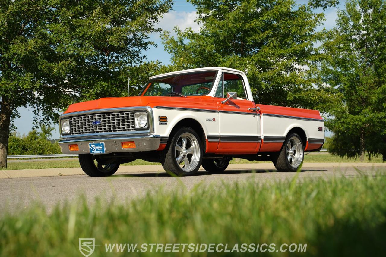 1972 Chevrolet C10 Custom Deluxe