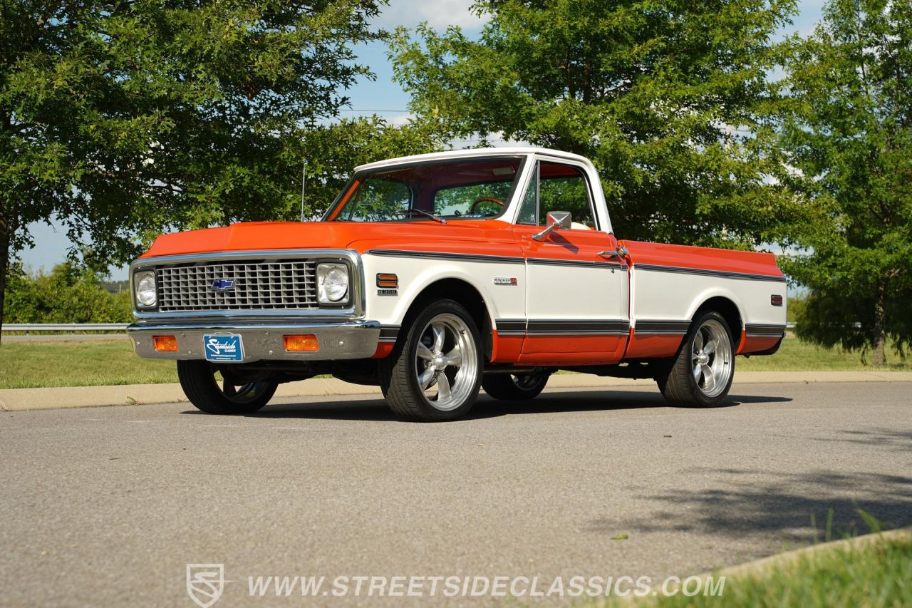 1972 Chevrolet C10 Custom Deluxe