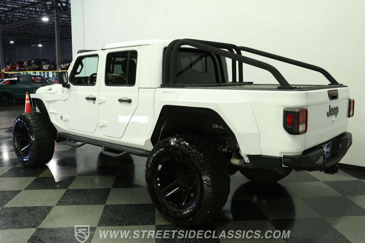 2022 Jeep Gladiator SoFlo Custom