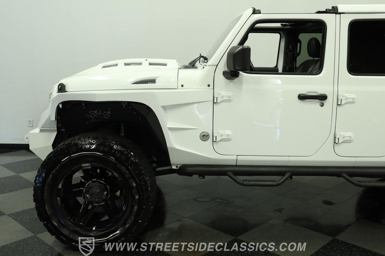 2022 Jeep Gladiator SoFlo Custom