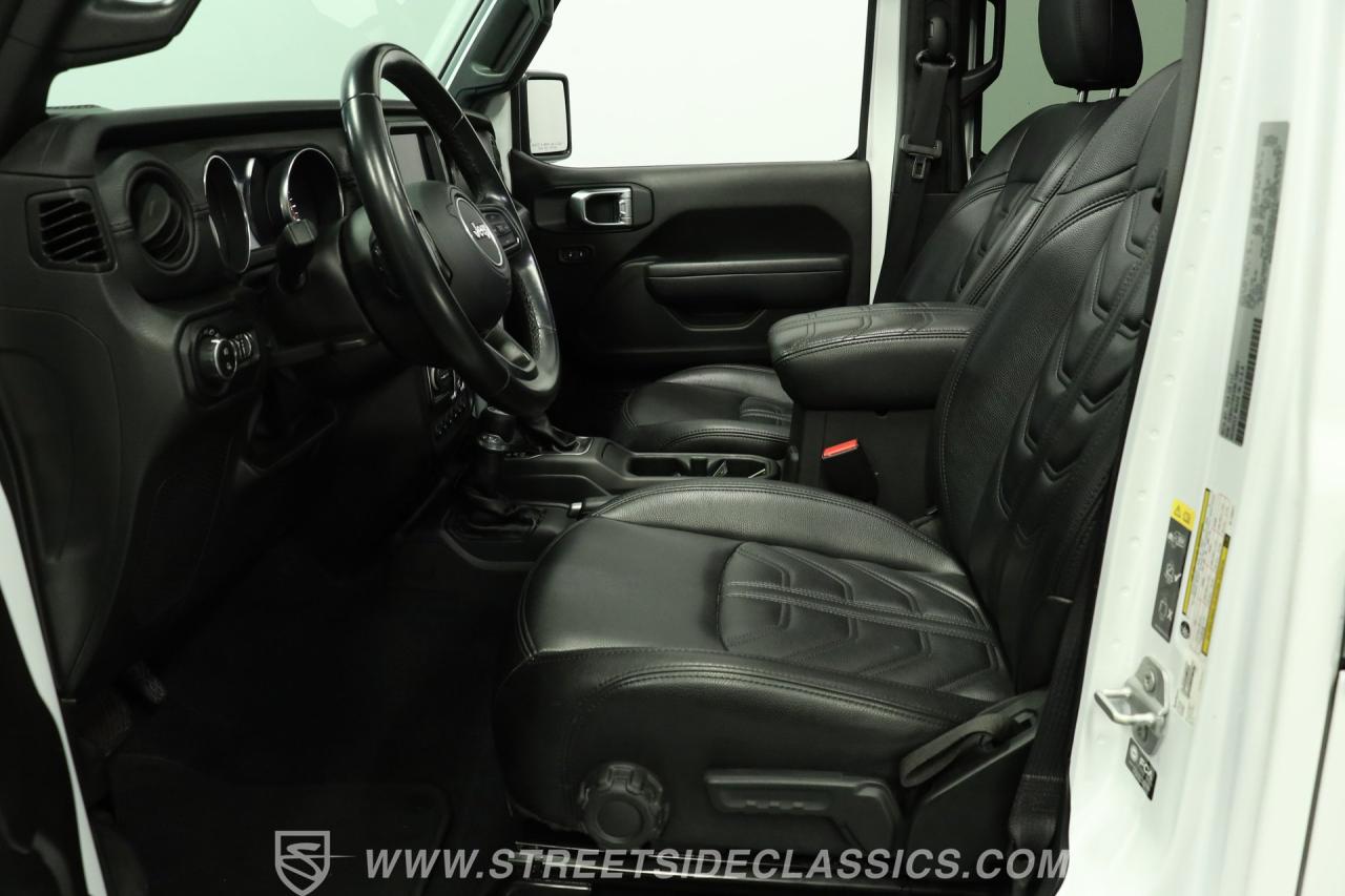2022 Jeep Gladiator SoFlo Custom