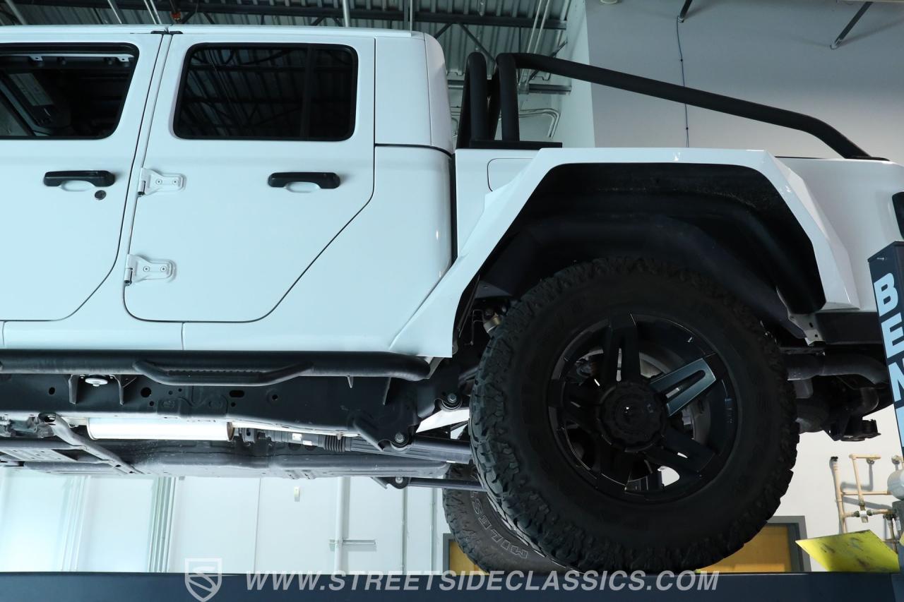 2022 Jeep Gladiator SoFlo Custom