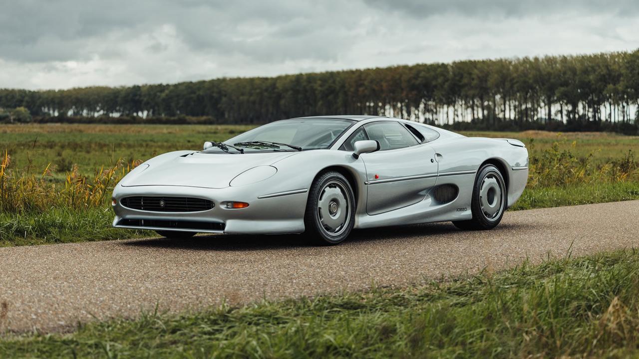 1992 Jaguar XJ220