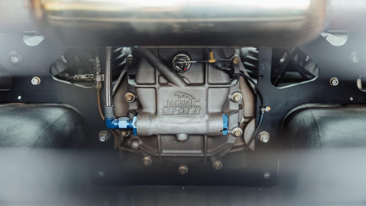 1992 Jaguar XJ220