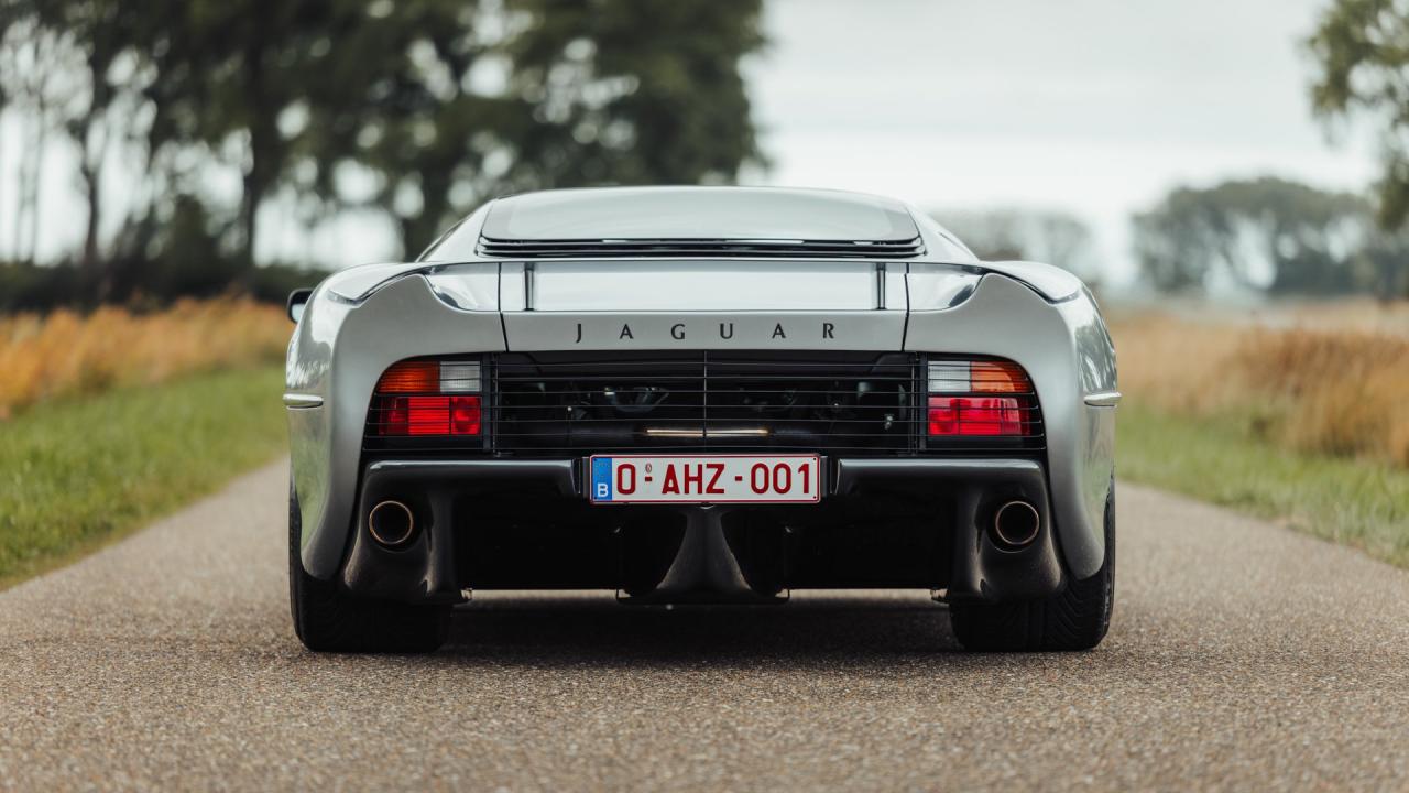 1992 Jaguar XJ220