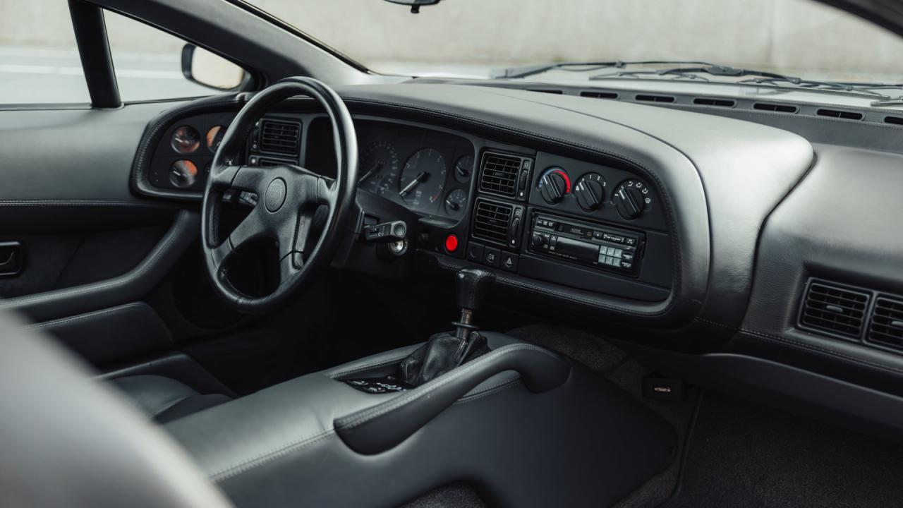 1992 Jaguar XJ220