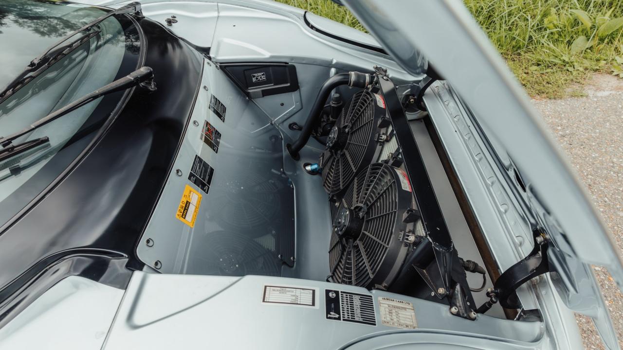 1992 Jaguar XJ220
