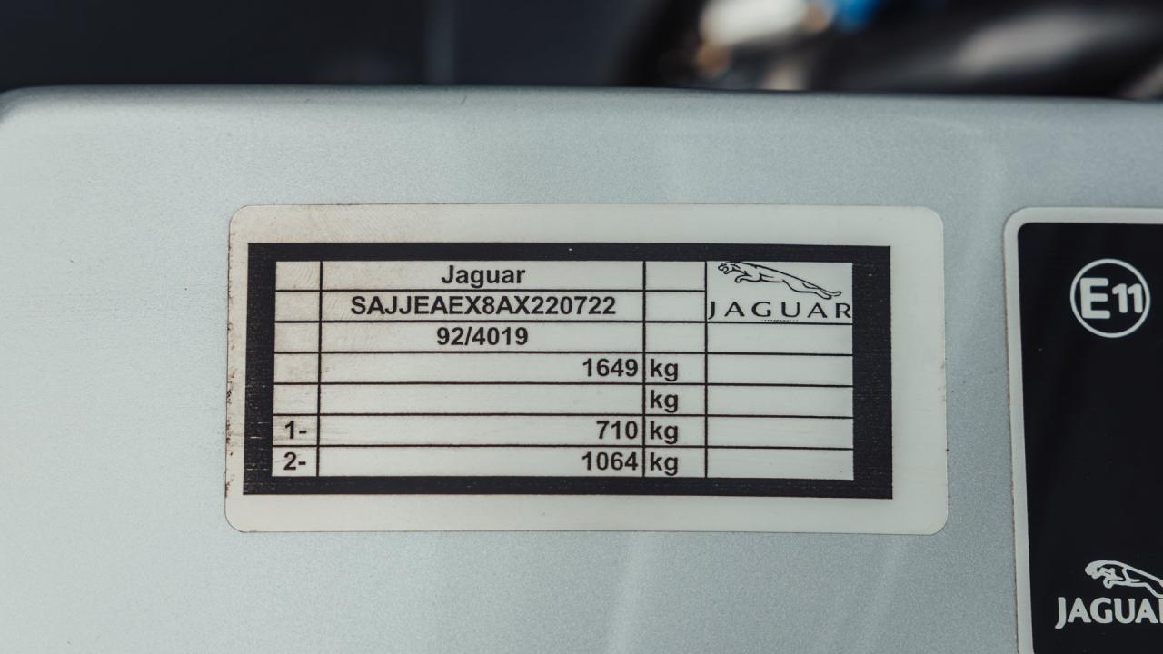 1992 Jaguar XJ220
