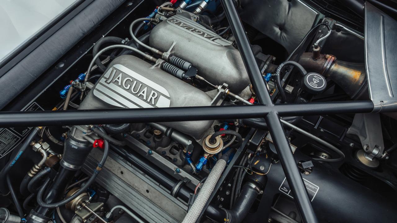 1992 Jaguar XJ220