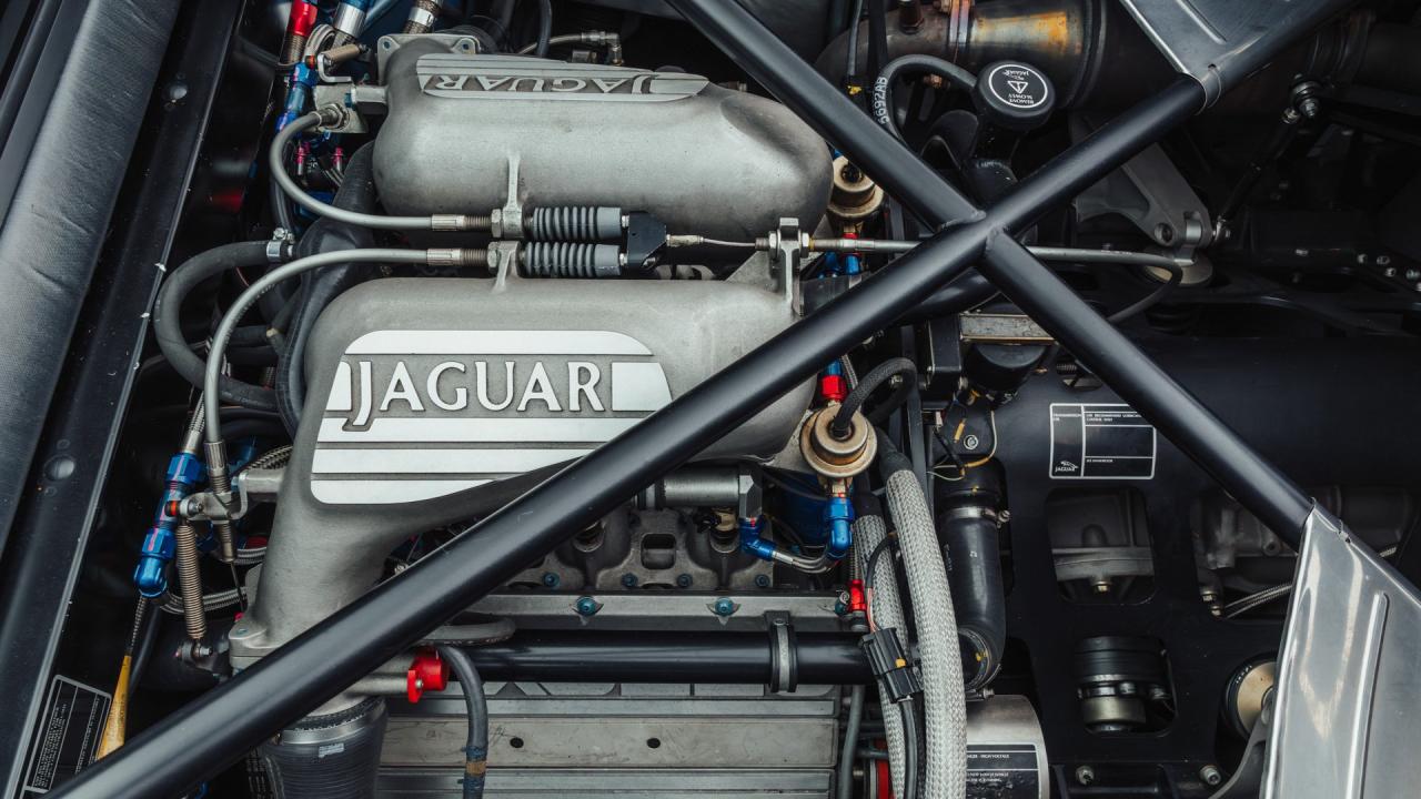 1992 Jaguar XJ220