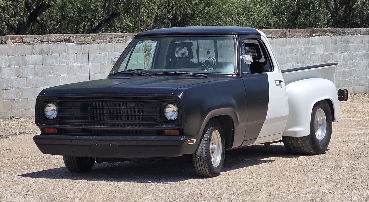 1975 Dodge D100