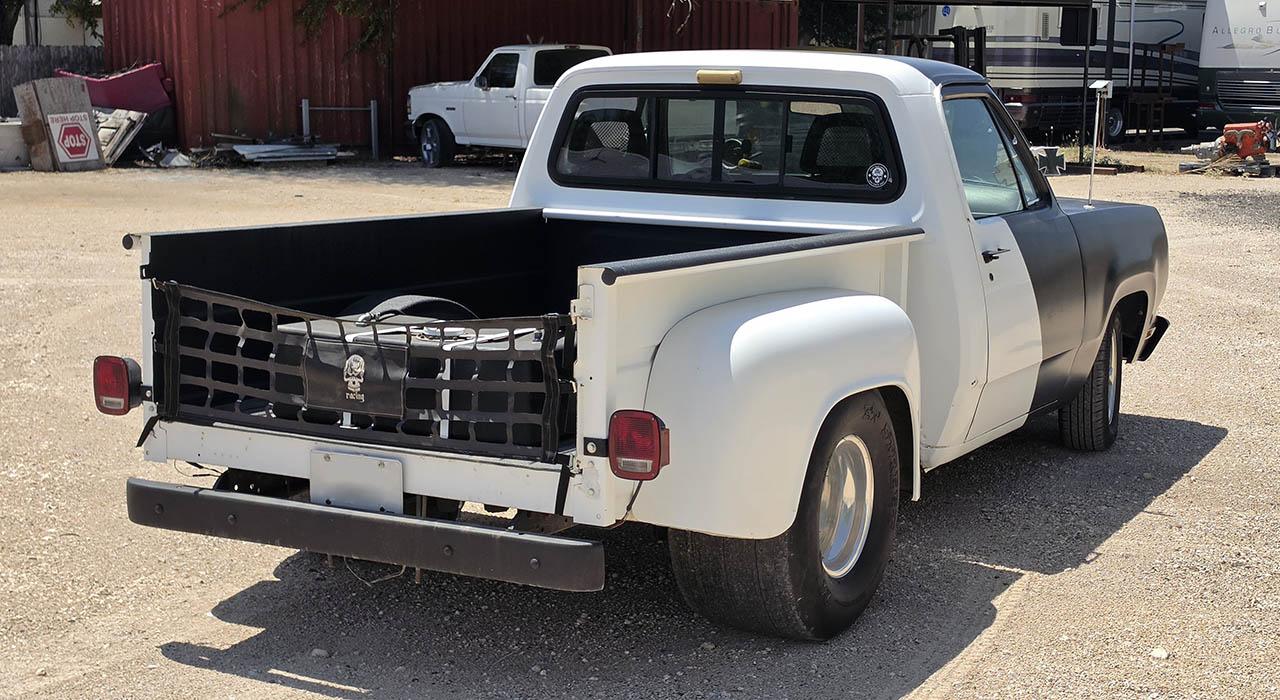 1975 Dodge D100