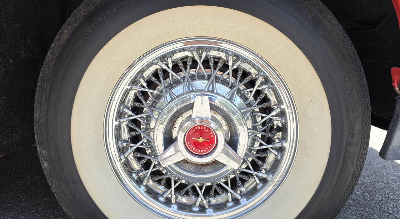 1962 Ford Thunderbird