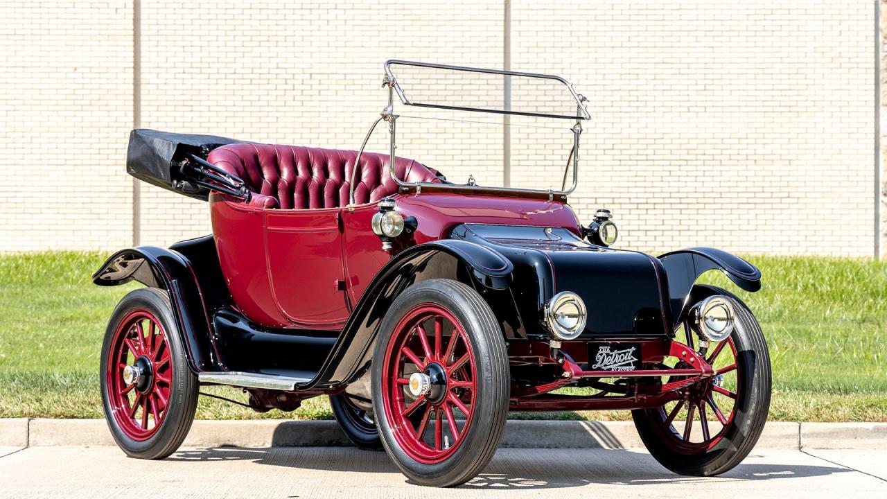 1914 Detroit Electric Model 46 Gentleman's Roadster