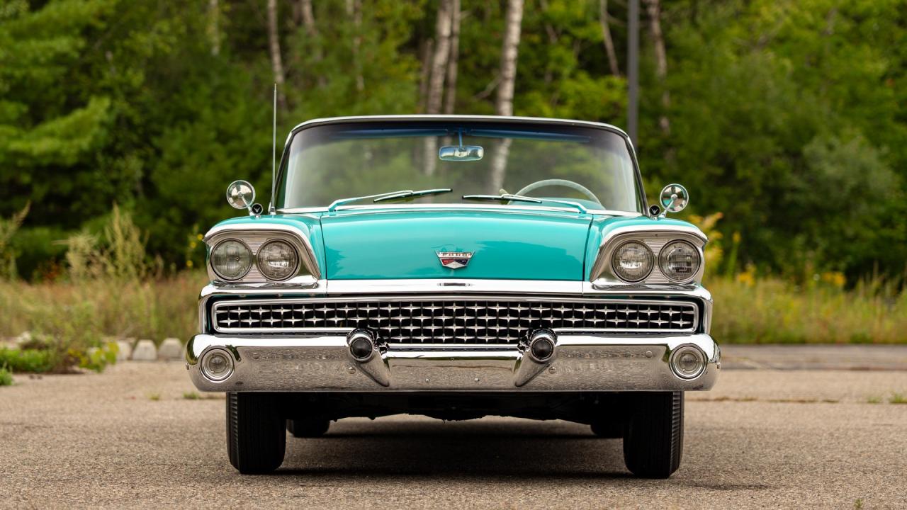 1959 Ford Galaxie V8 Skyliner Hard Top Convertible