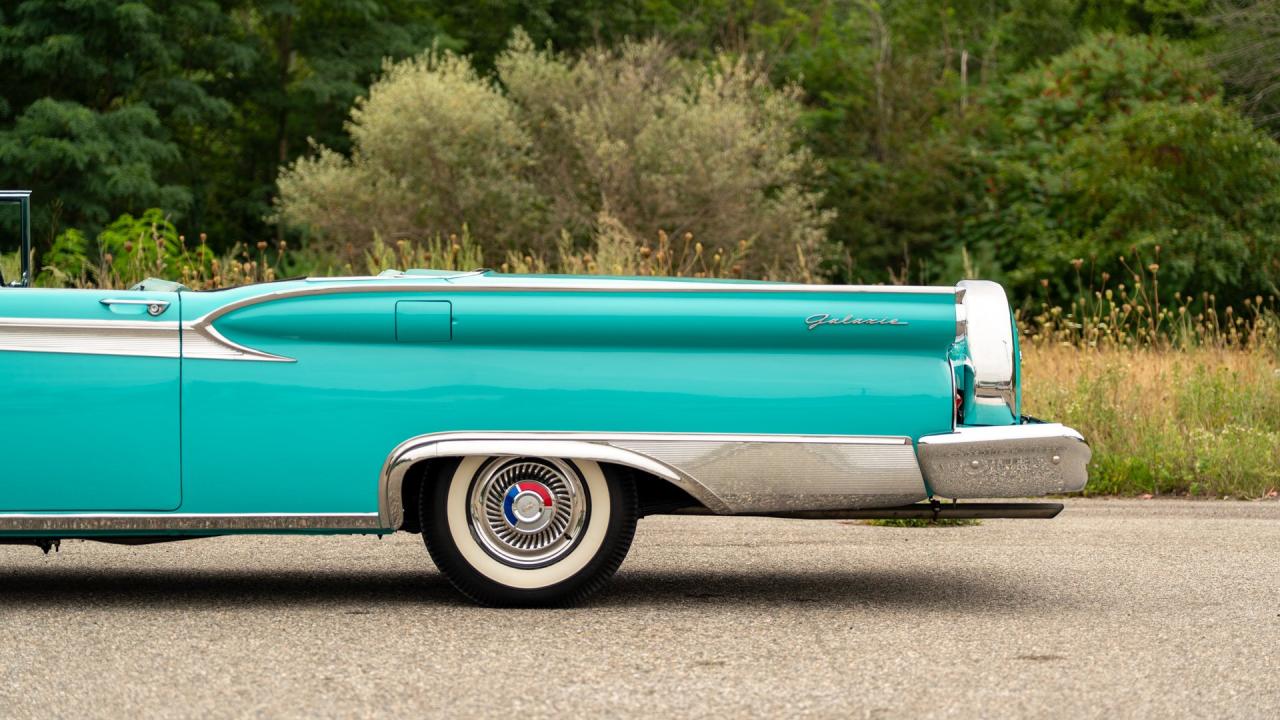 1959 Ford Galaxie V8 Skyliner Hard Top Convertible