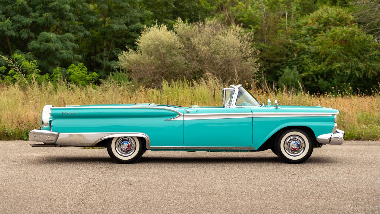 1959 Ford Galaxie V8 Skyliner Hard Top Convertible