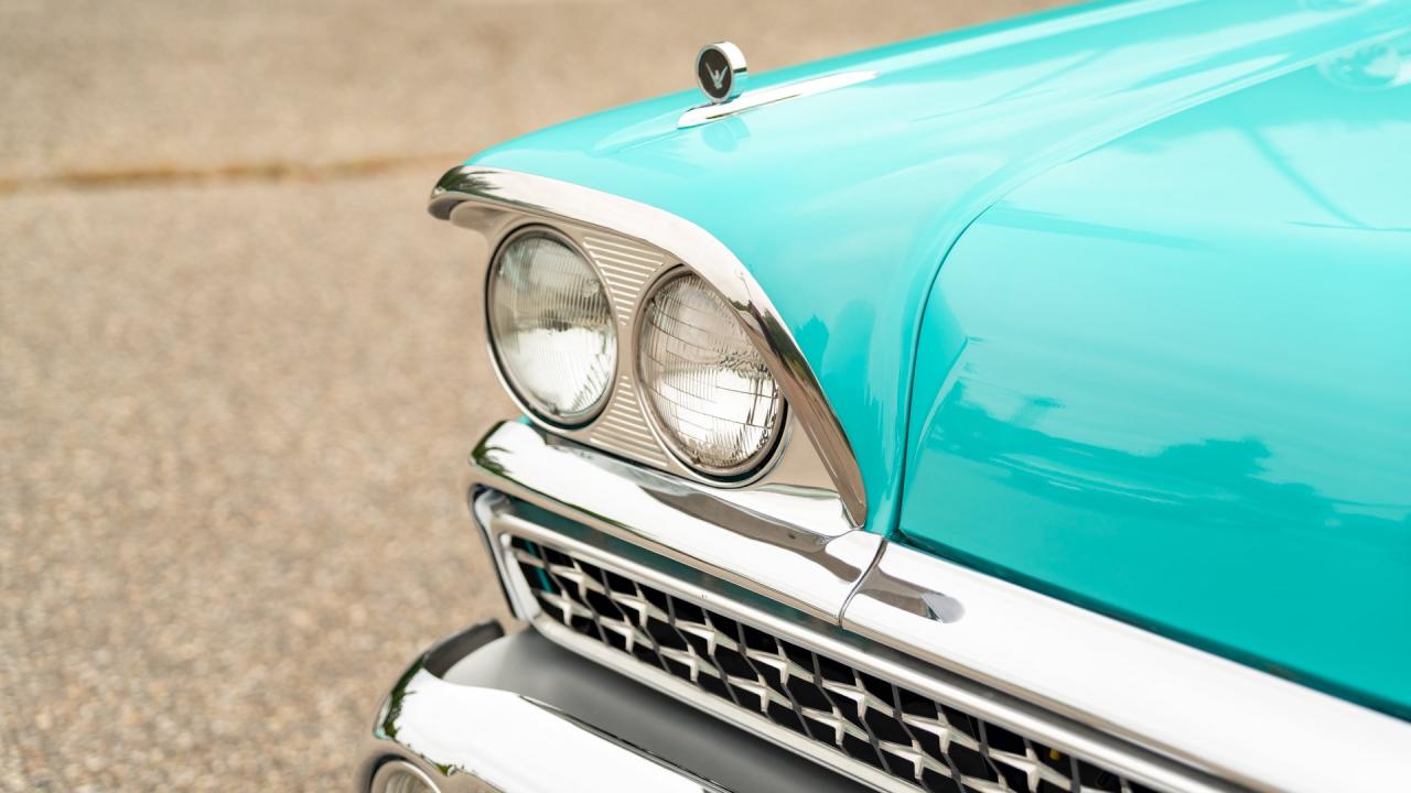 1959 Ford Galaxie V8 Skyliner Hard Top Convertible