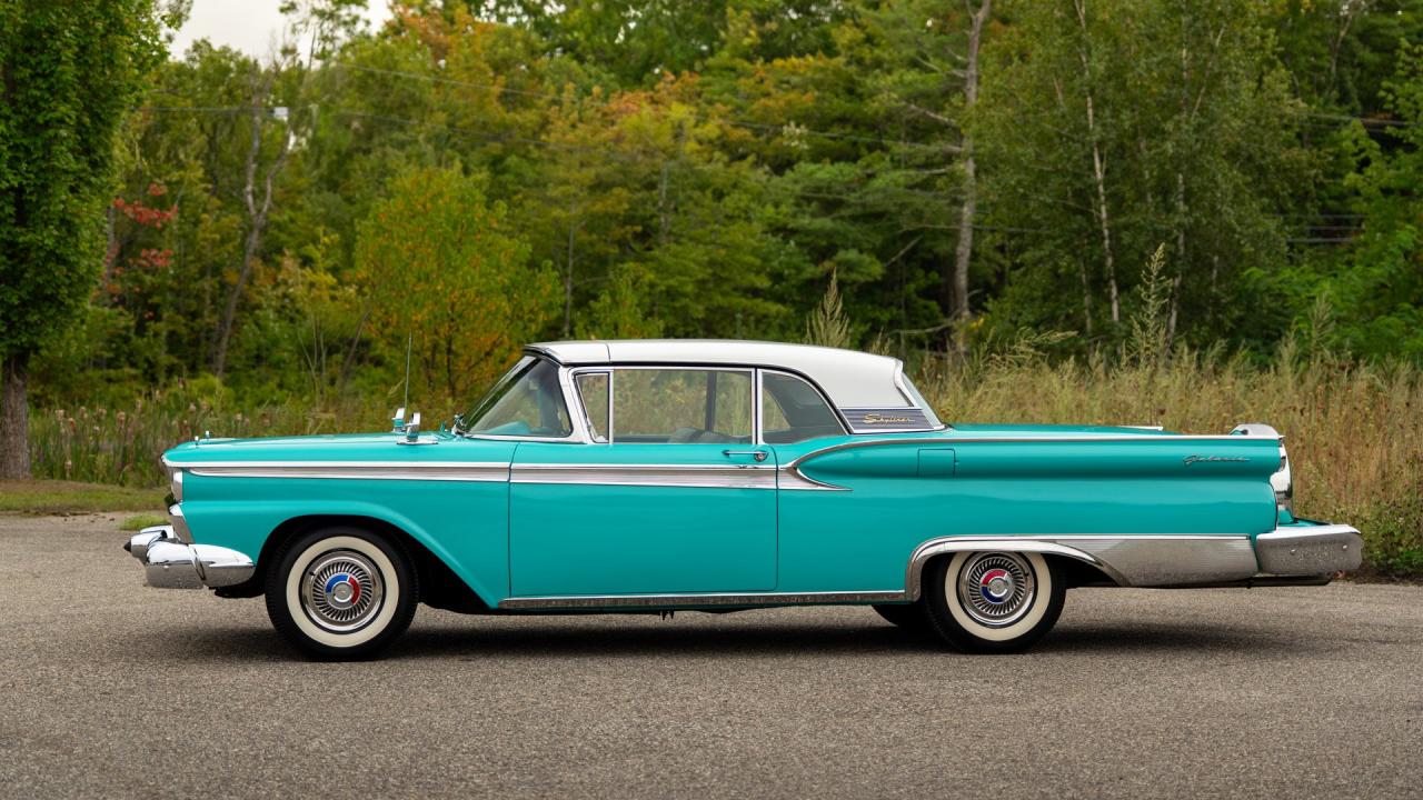 1959 Ford Galaxie V8 Skyliner Hard Top Convertible