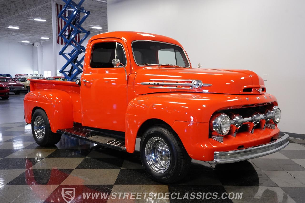 1952 Ford F-1