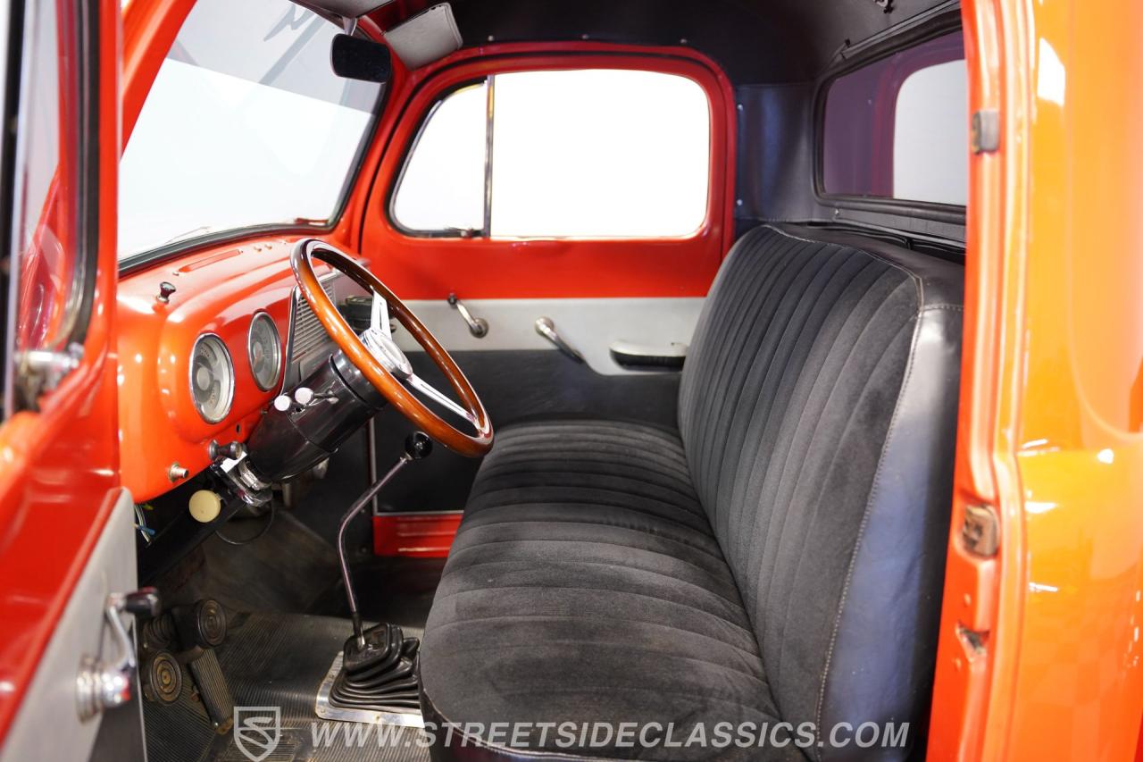 1952 Ford F-1