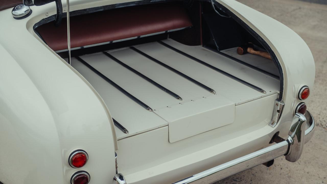 1954 Aston Martin DB2/4 Mk I Drophead Coupe