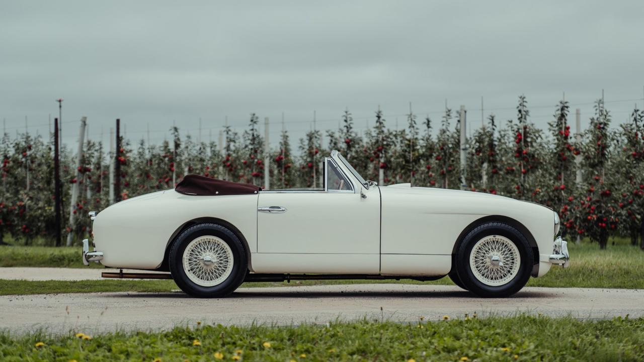 1954 Aston Martin DB2/4 Mk I Drophead Coupe