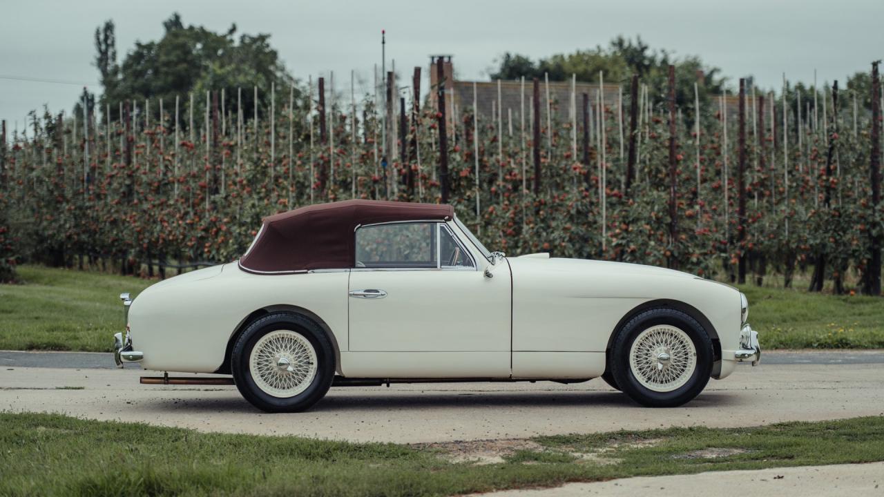 1954 Aston Martin DB2/4 Mk I Drophead Coupe