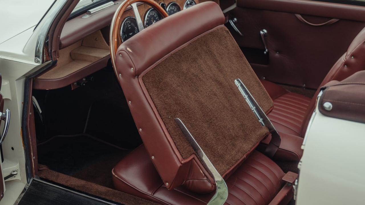 1954 Aston Martin DB2/4 Mk I Drophead Coupe