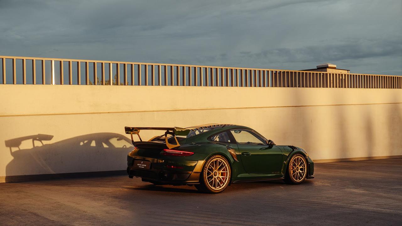 2018 Porsche 911 GT2 RS Weissach Package Clubsport