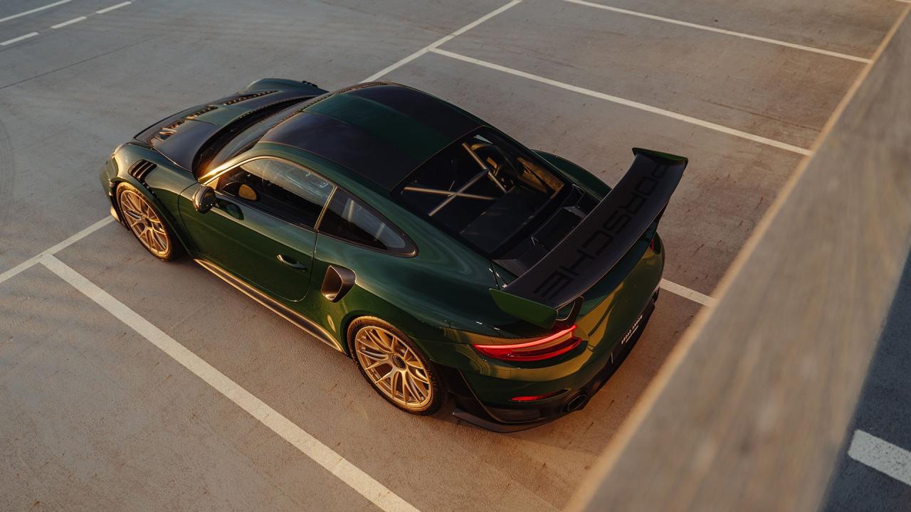 2018 Porsche 911 GT2 RS Weissach Package Clubsport