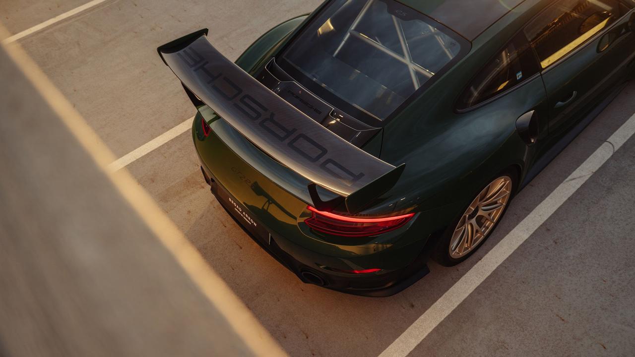 2018 Porsche 911 GT2 RS Weissach Package Clubsport