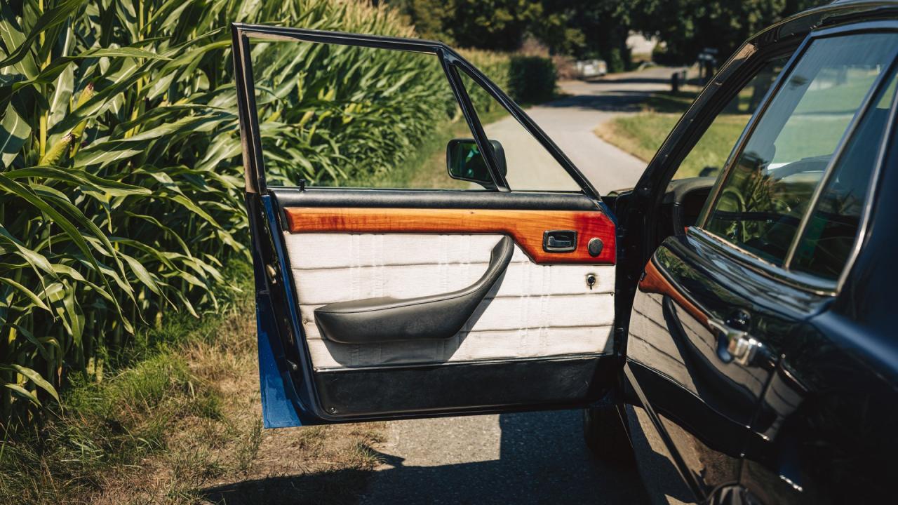 1980 De Tomaso Deauville Series 2