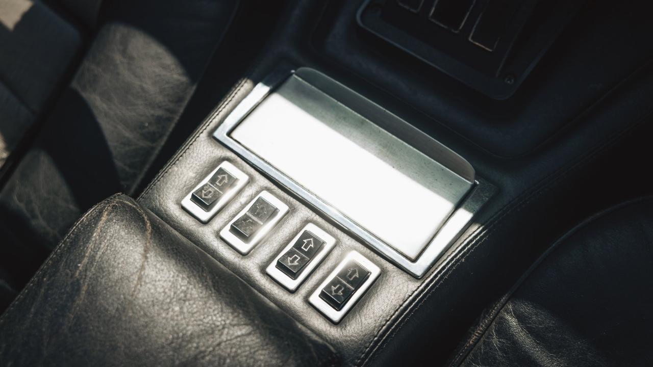 1980 De Tomaso Deauville Series 2