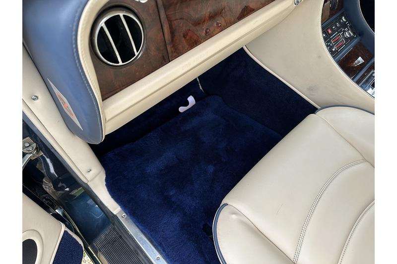 2000 Bentley AZURE