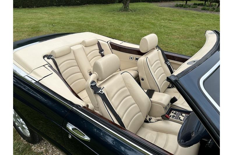 2000 Bentley AZURE